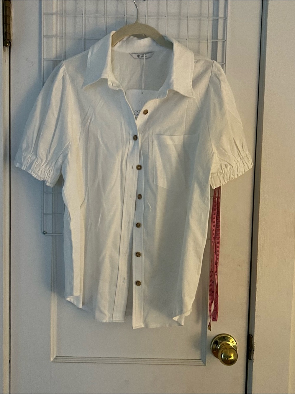 Classic White Button-Front Short Sleeve Blouse